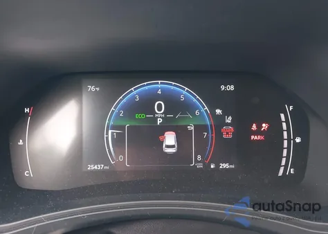 2024 Toyota Grand Highlander Xle/Limited/Platinum z USA, uszkodzony, nr VIN 5TDAAAB5XRS030309